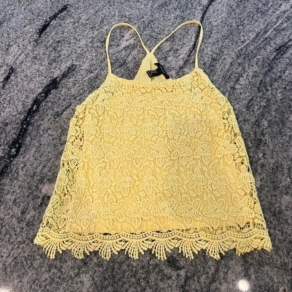 yellow lace tank top size medium
